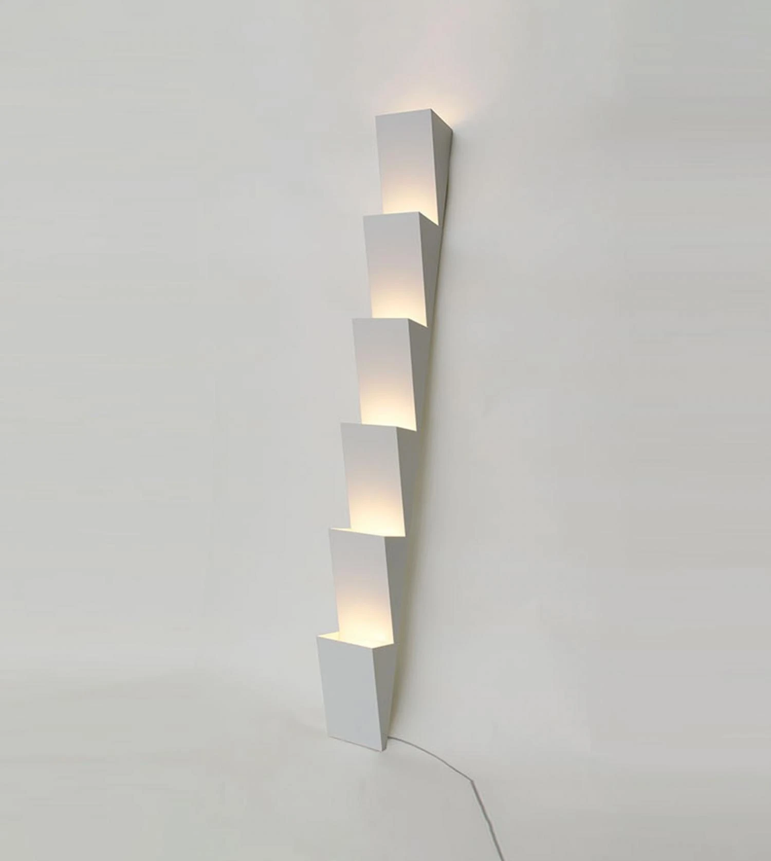 Lampadaire Steps 4 Lampadaire Steps – Image 2