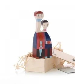Vitra Poupée En Bois / Wooden Doll No. 11 -Décoration D'intérieur poupee en bois wooden doll no 11 1