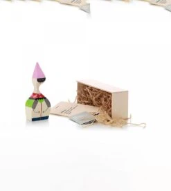 Vitra Poupée En Bois / Wooden Doll No. 6 -Décoration D'intérieur poupee en bois wooden doll no 6 2