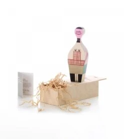 Vitra Poupée En Bois / Wooden Doll No. 8